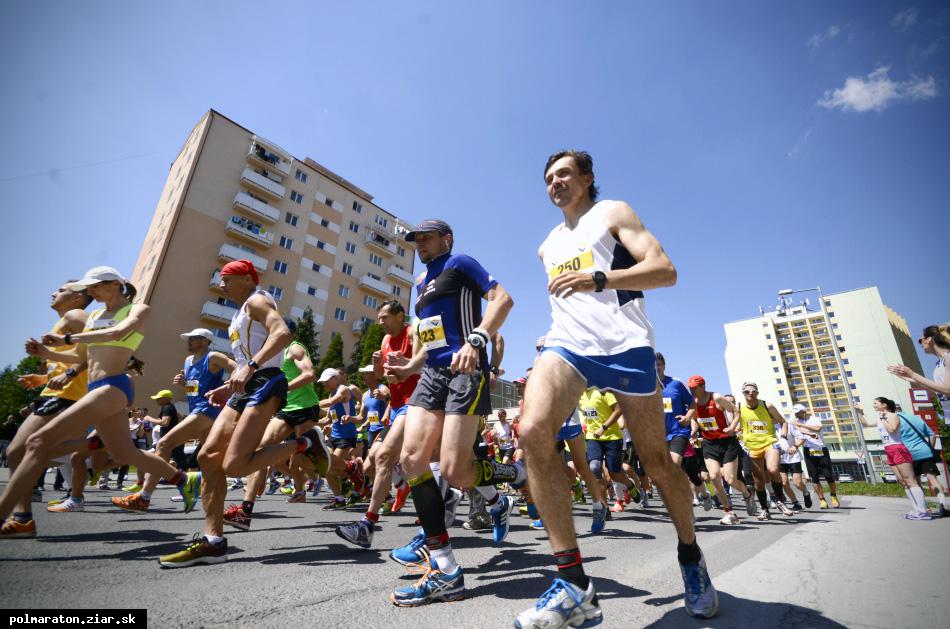 Polmaratónu dominovali ukrajinskí bežci