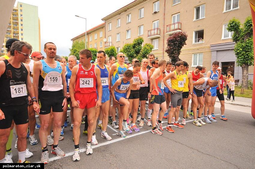 V uliciach mesta sa opäť pobeží Žiarsky mestský polmaratón
